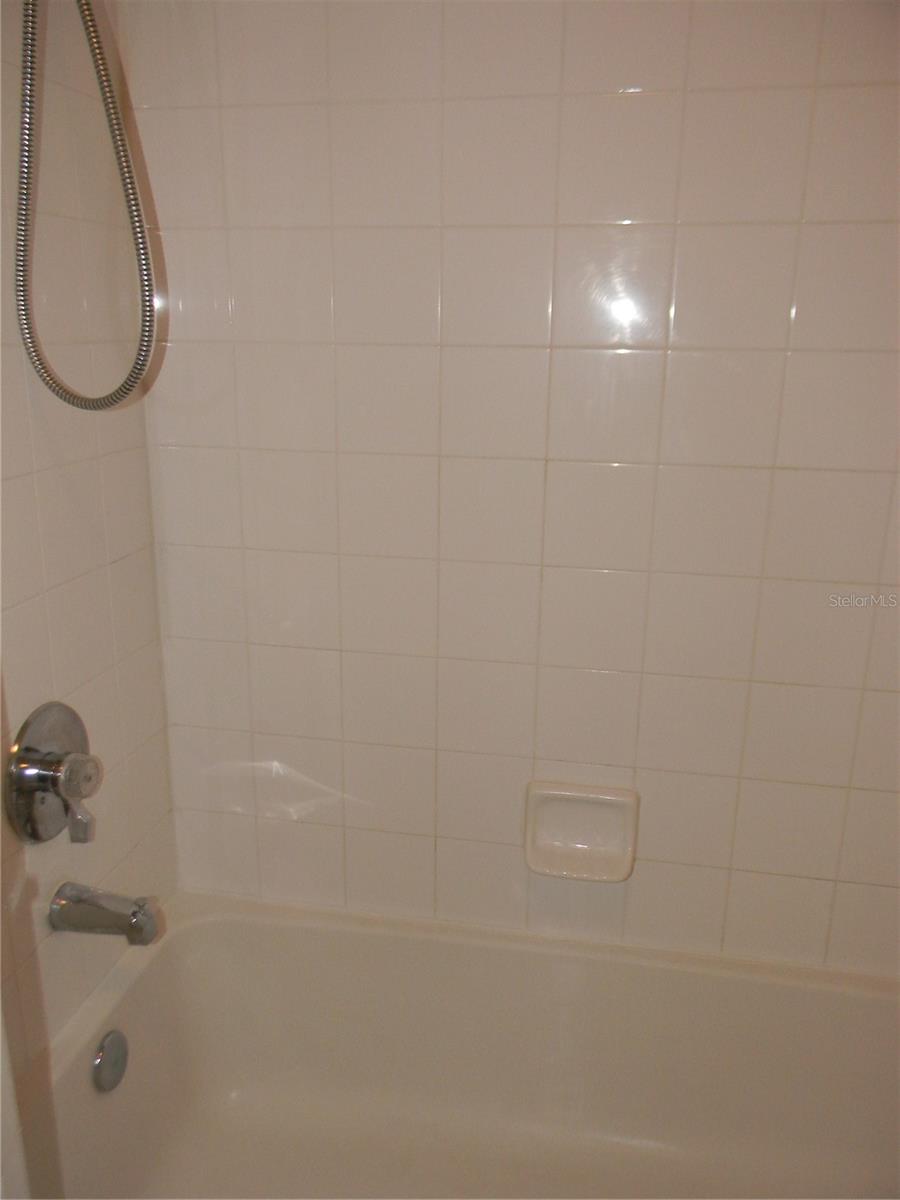 Image 21 of 47 For 5701 Brentgrass Drive 207