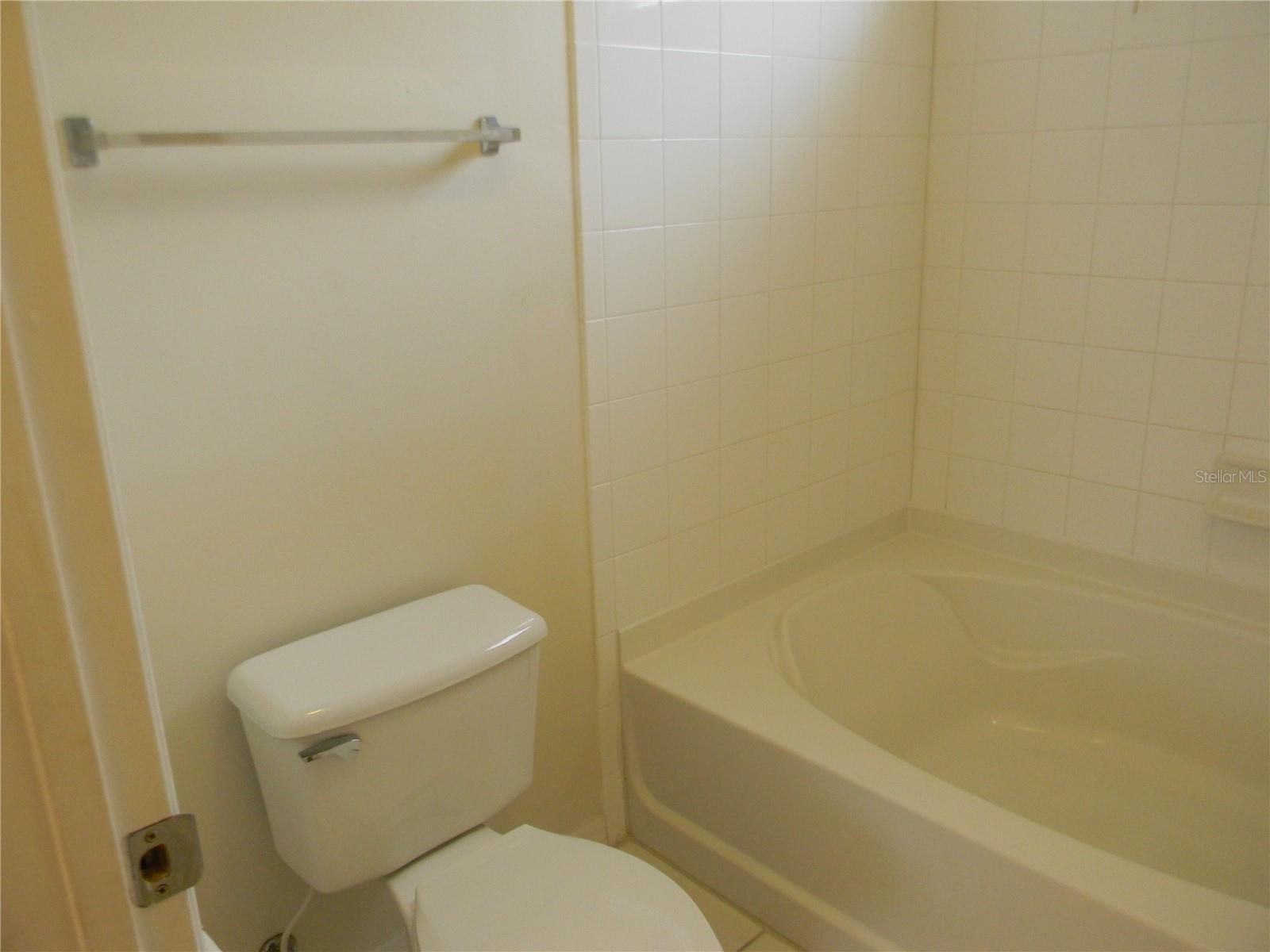 Image 35 of 47 For 5701 Brentgrass Drive 207