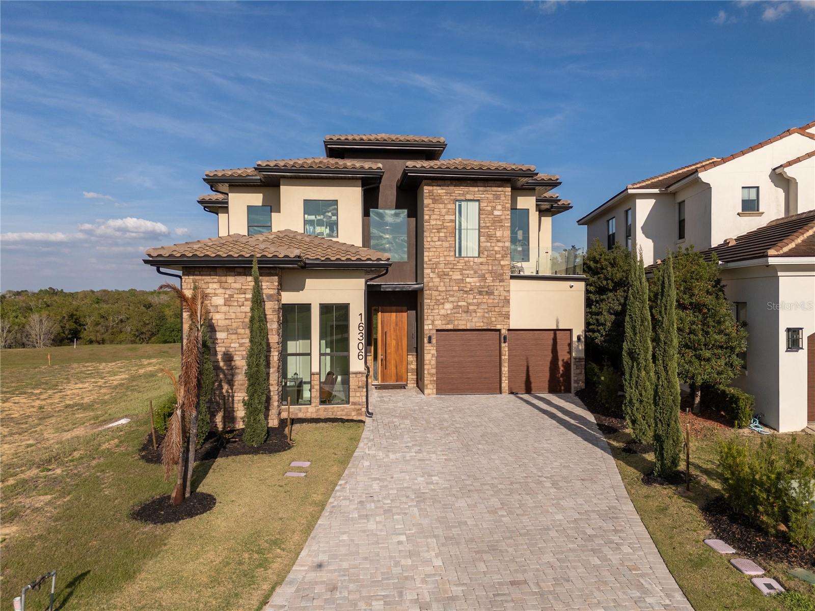 Image 13 of 100 For 16306 Ravenna Court