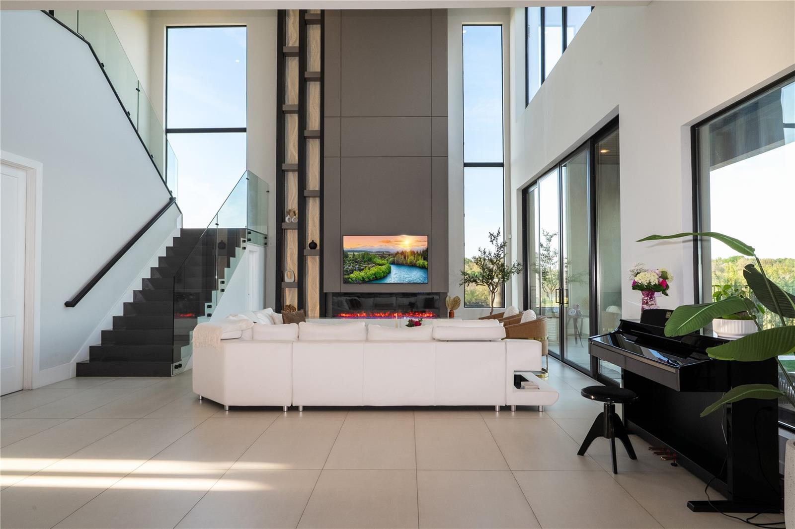 Image 17 of 100 For 16306 Ravenna Court