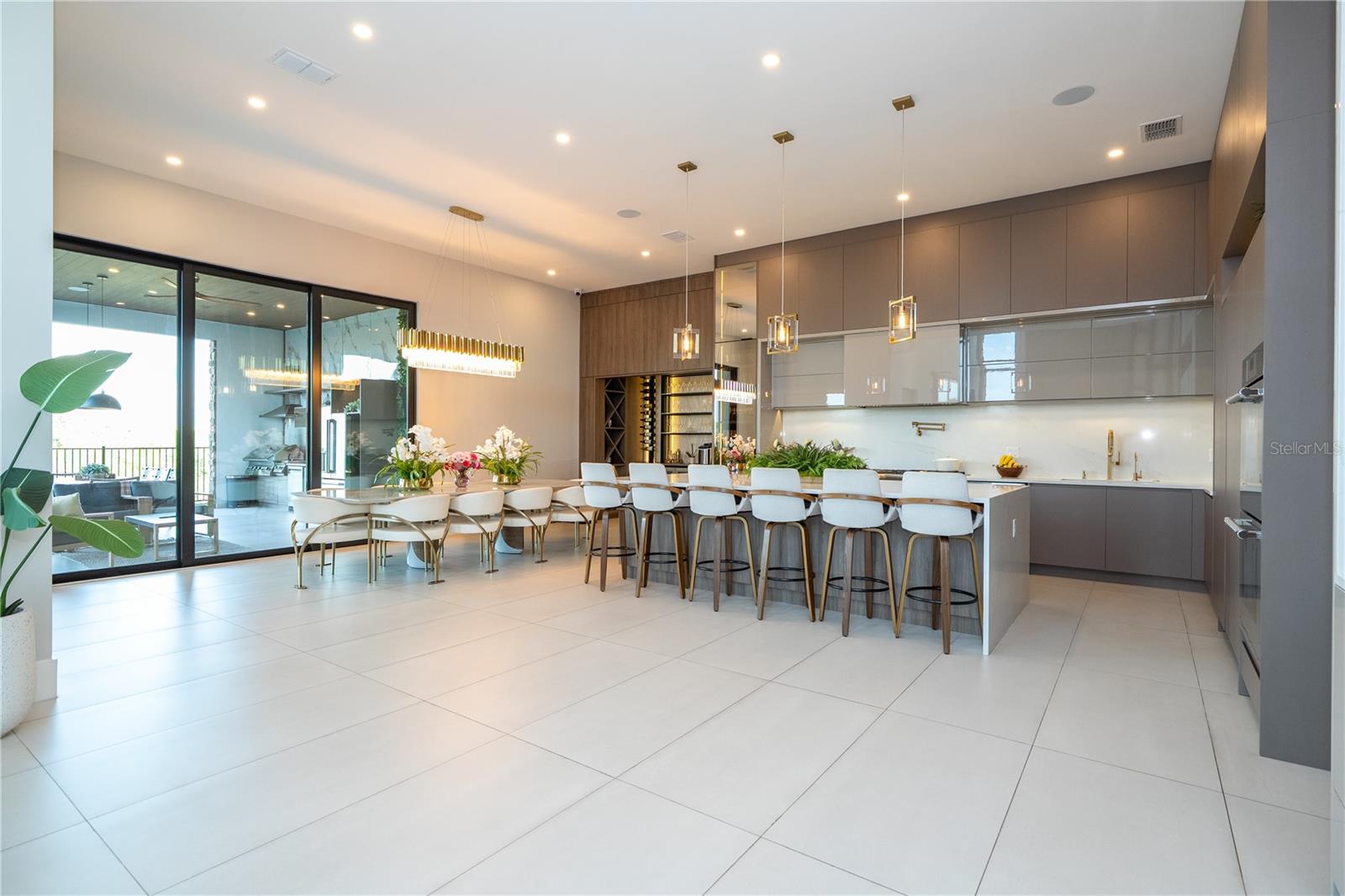 Image 26 of 100 For 16306 Ravenna Court