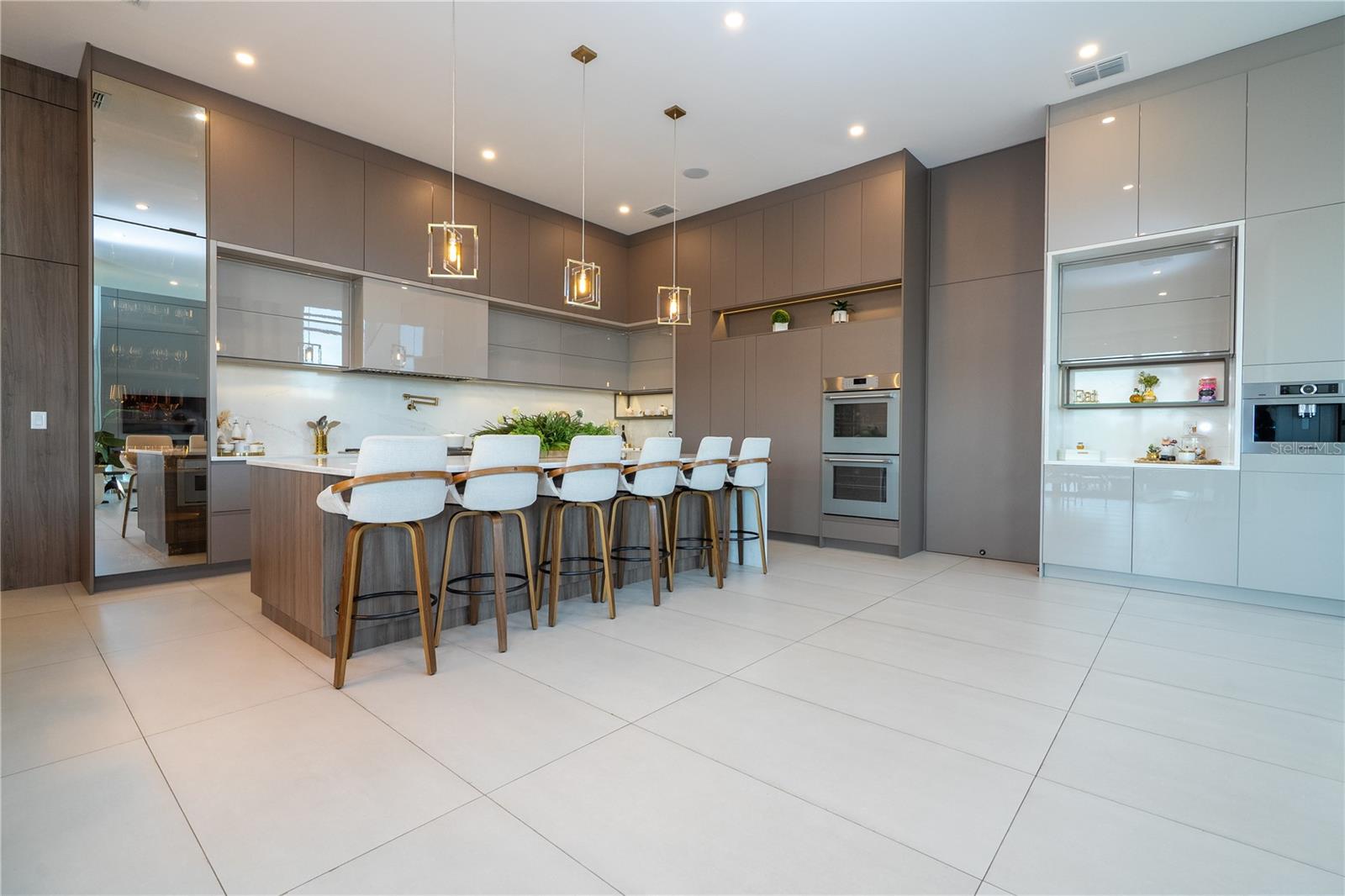 Image 30 of 100 For 16306 Ravenna Court