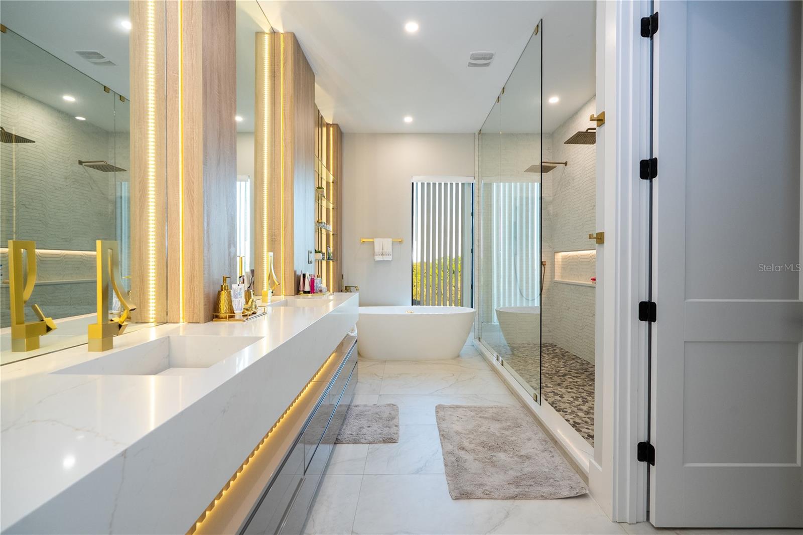 Image 59 of 100 For 16306 Ravenna Court