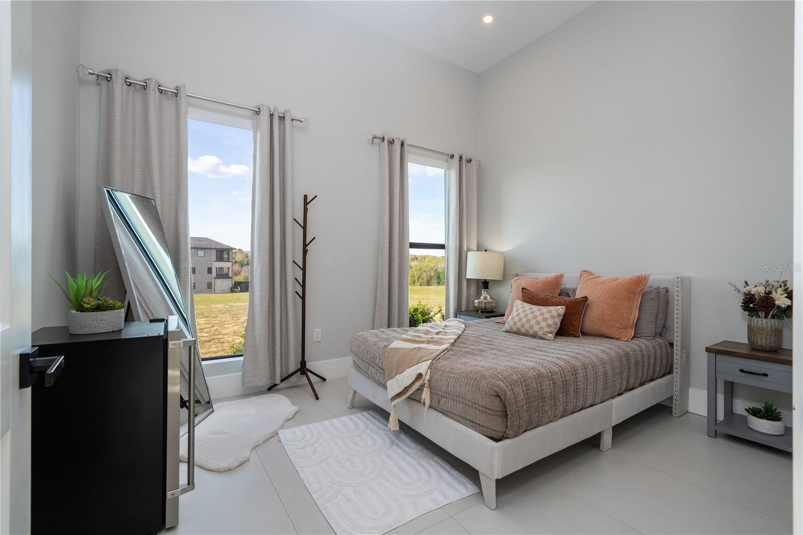 Image 72 of 100 For 16306 Ravenna Court