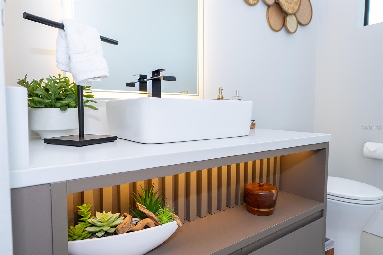 Image 75 of 100 For 16306 Ravenna Court