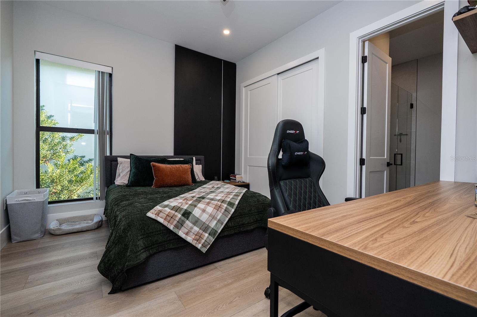 Image 84 of 100 For 16306 Ravenna Court