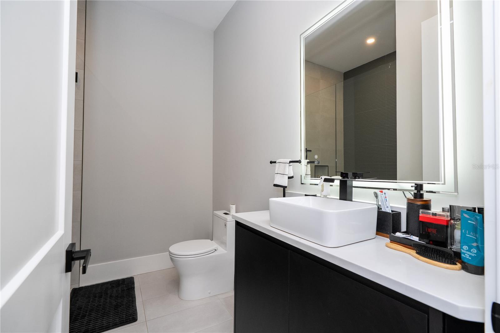 Image 85 of 100 For 16306 Ravenna Court