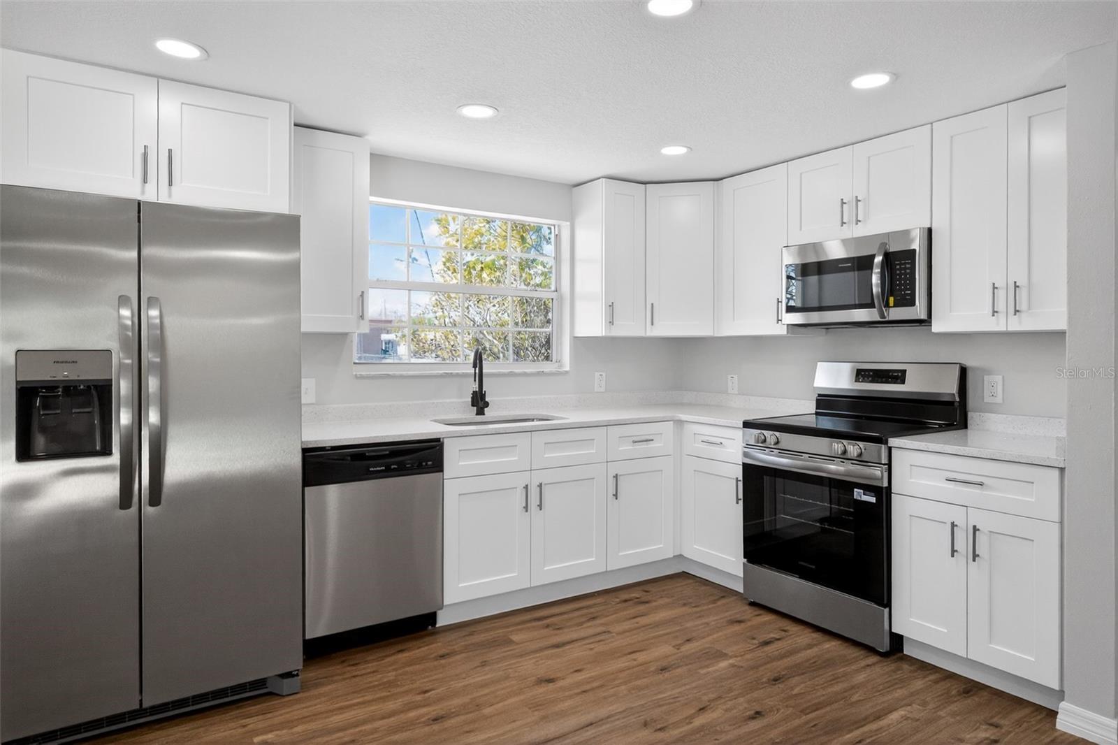 Image 9 of 37 For 3206 Pinon Drive