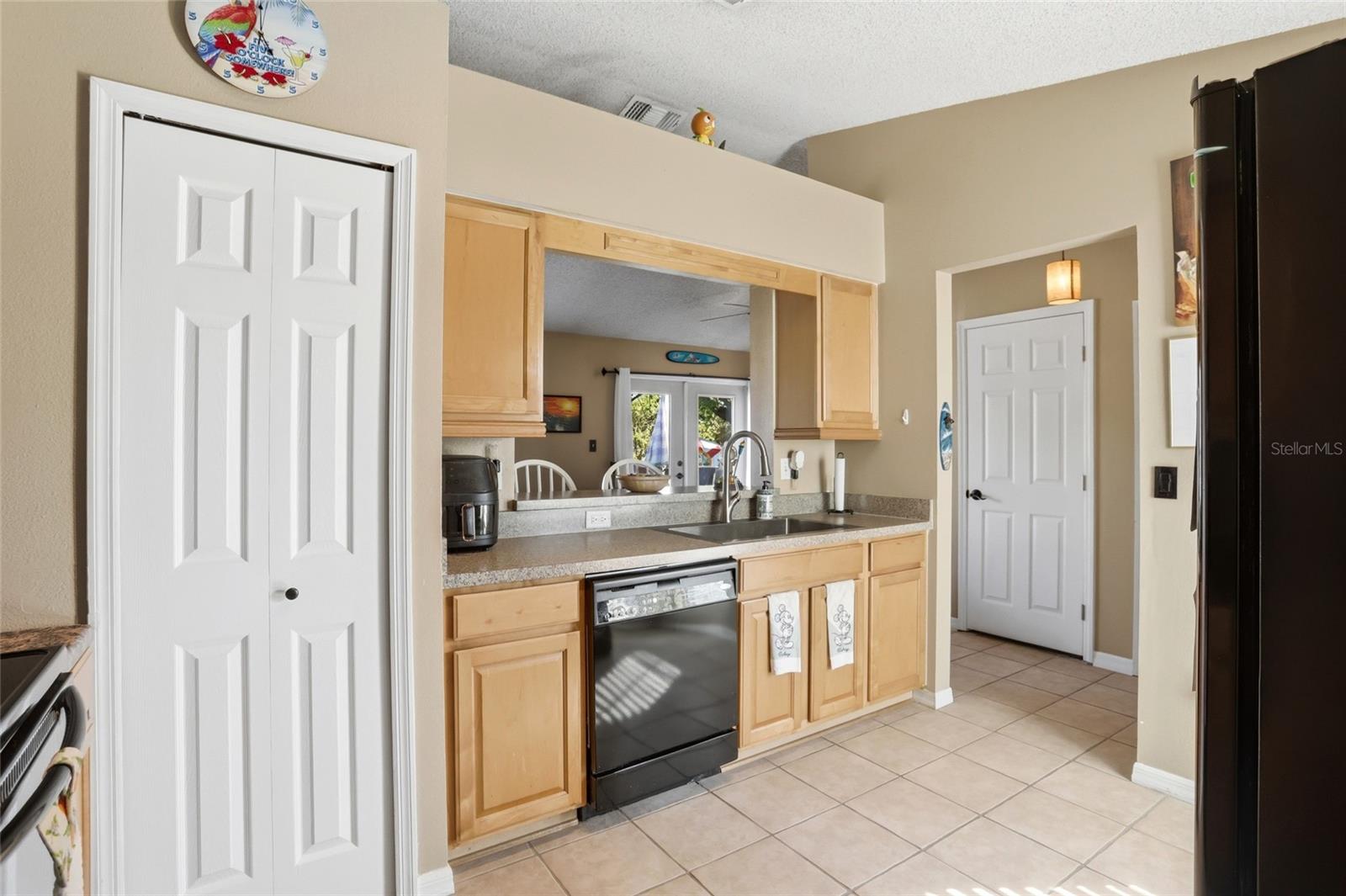 Image 13 of 37 For 10735 Lake Ralph Drive