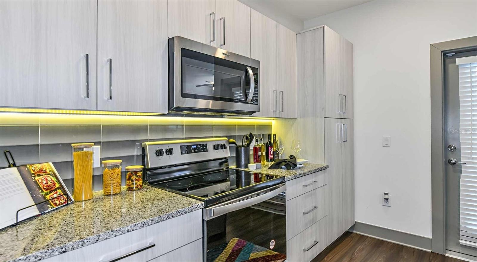 Image 7 of 18 For 1040 Jamison Loop Revive