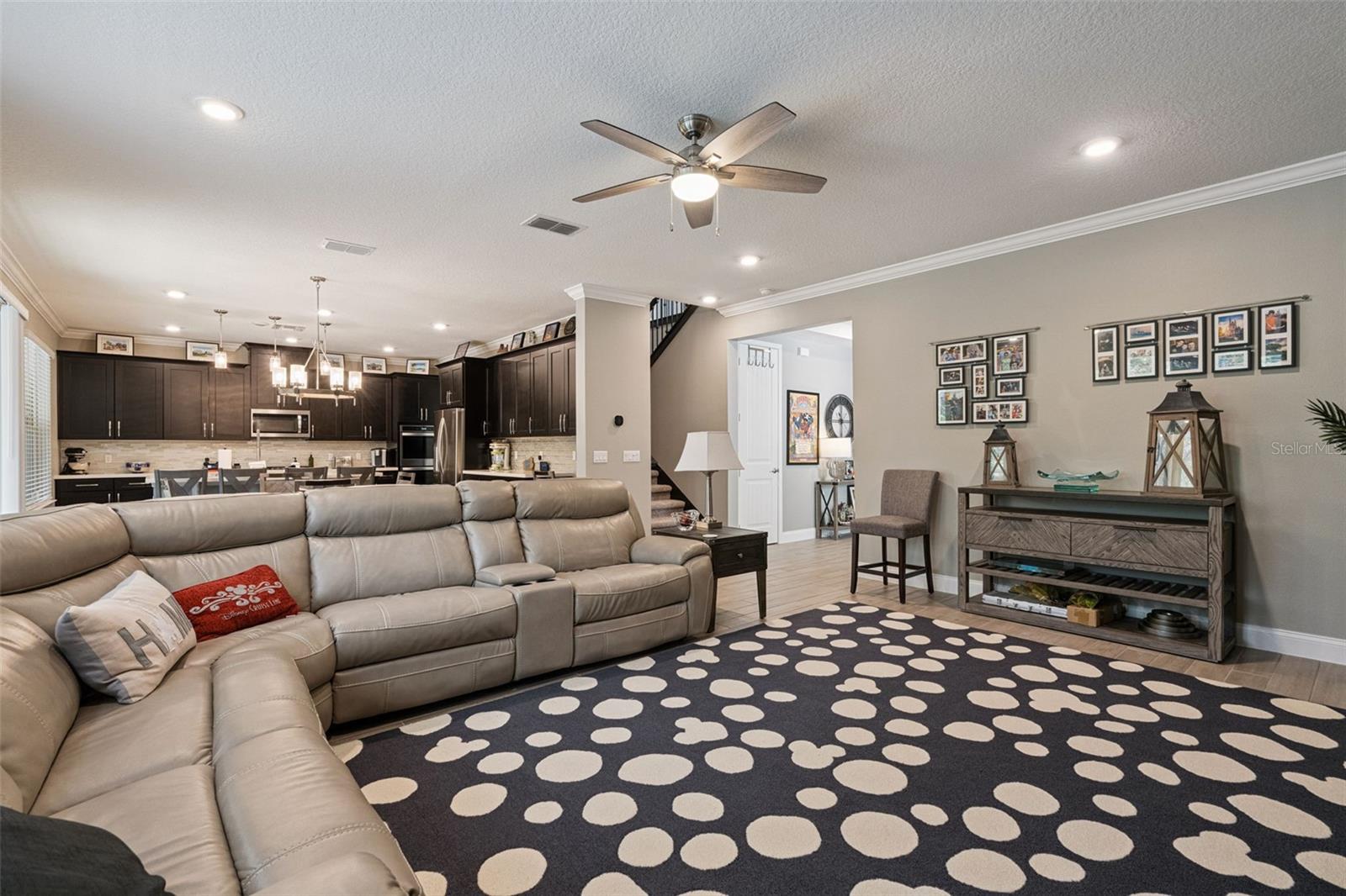 Image 11 of 64 For 8415 Vivaro Isle Way