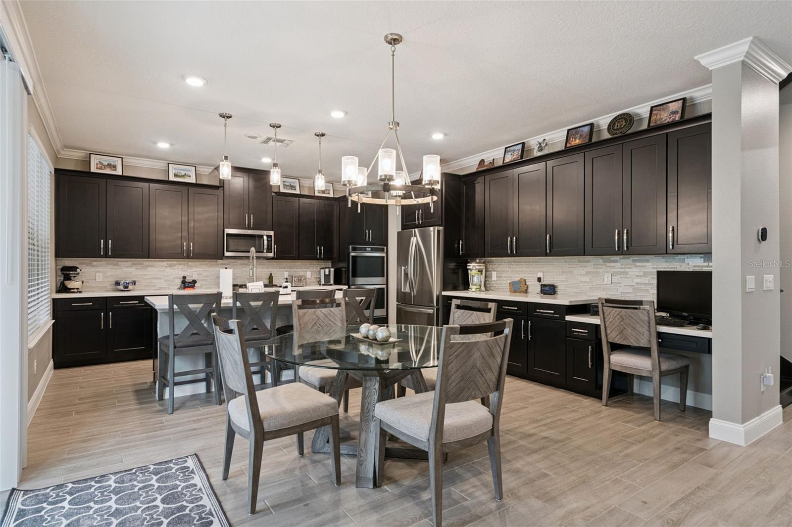 Image 16 of 64 For 8415 Vivaro Isle Way