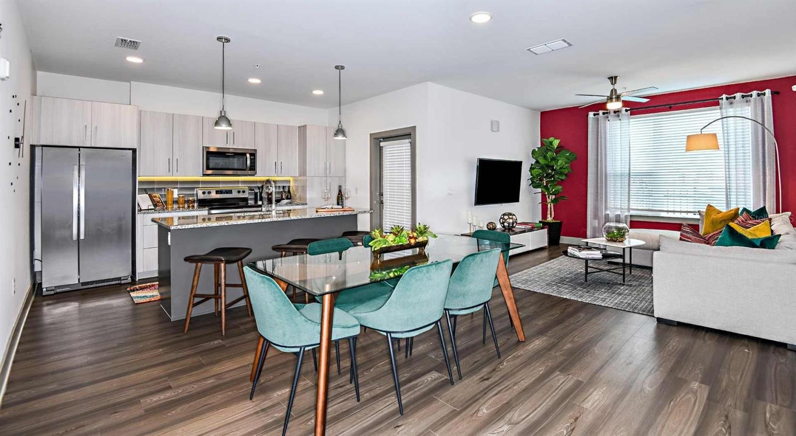 Image 2 of 18 For 1040 Jamison Loop Relax