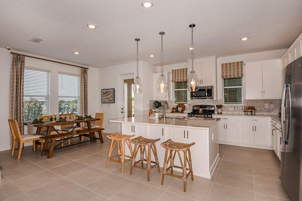 Image 6 of 46 For 14780 Field Daisy Drive