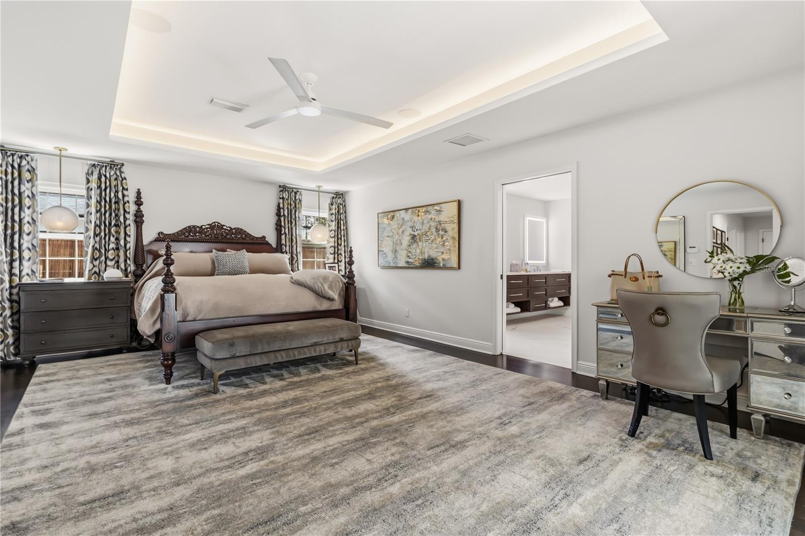 Image 18 of 40 For 872 Granville Drive