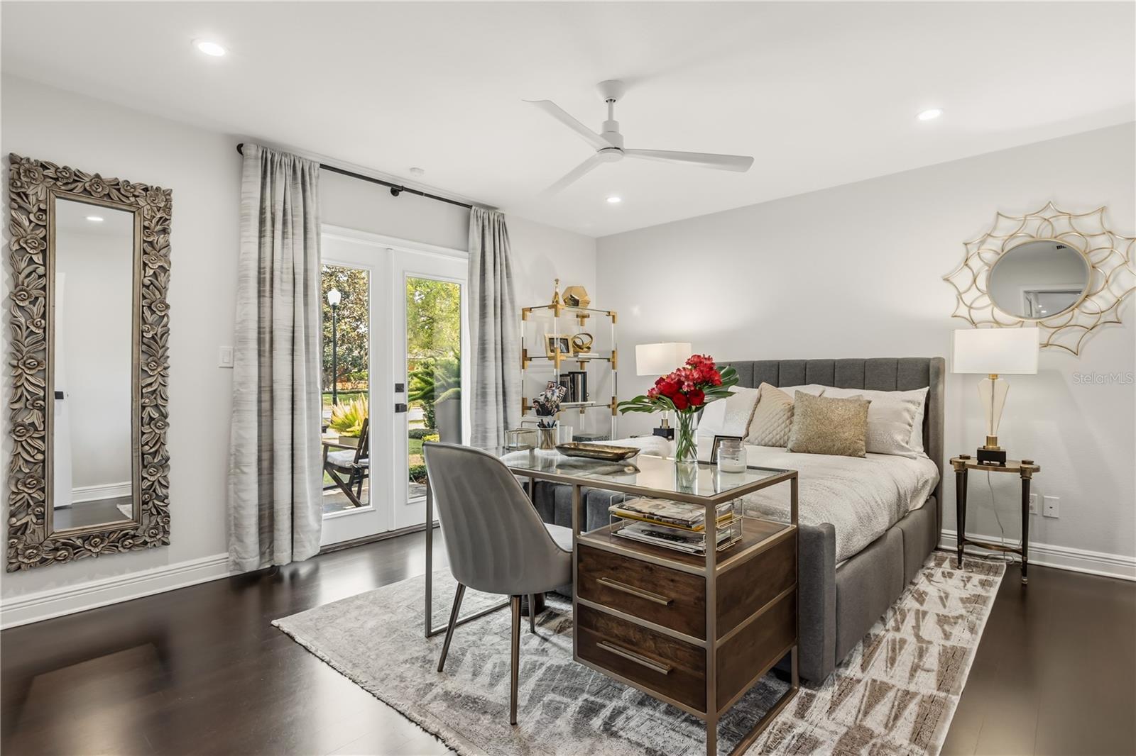 Image 24 of 40 For 872 Granville Drive