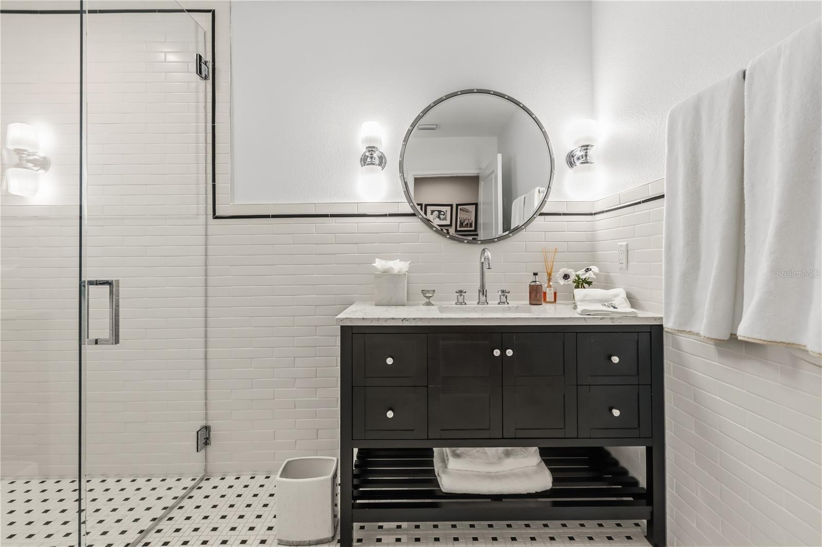 Image 26 of 40 For 872 Granville Drive