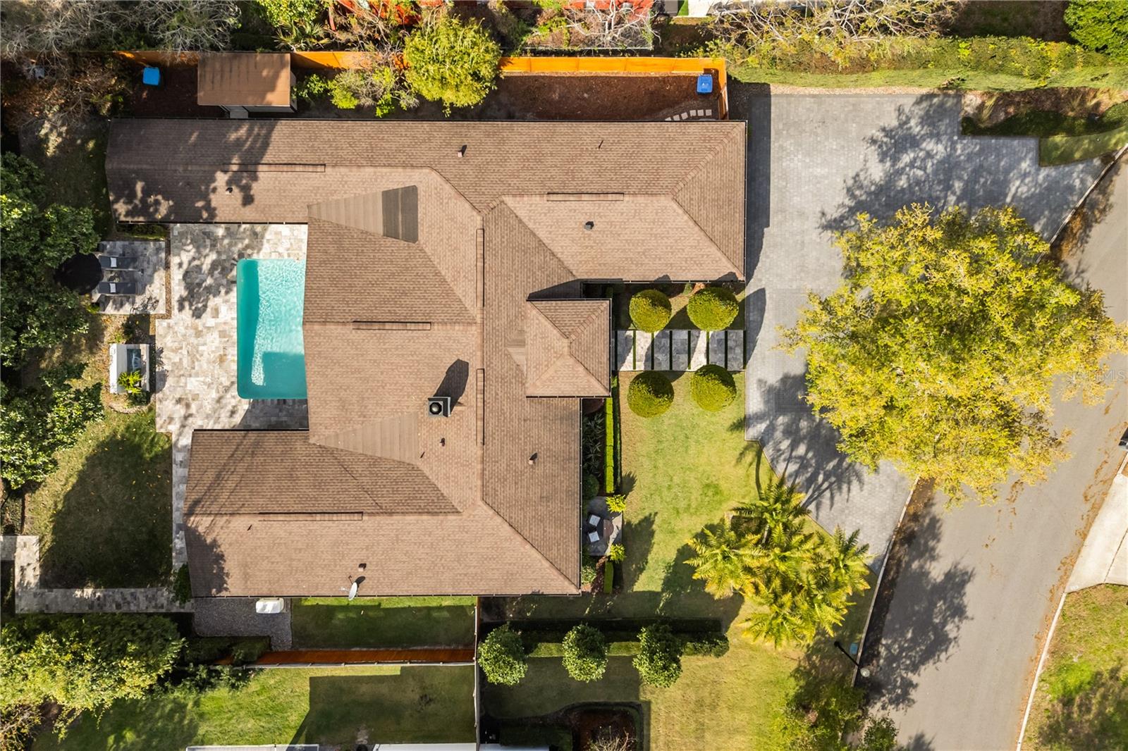 Image 39 of 40 For 872 Granville Drive