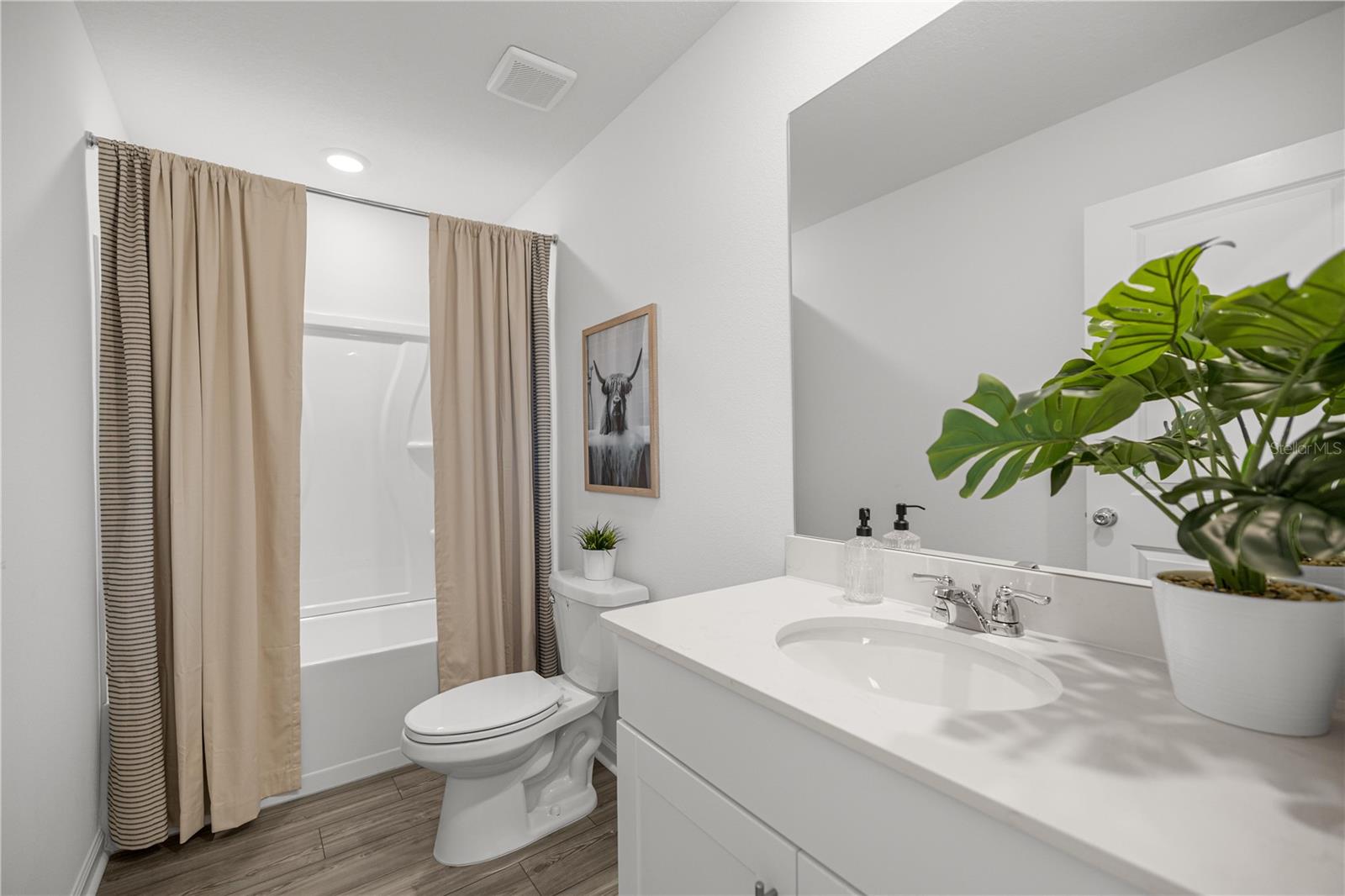 Image 5 of 17 For 9177 71st Court