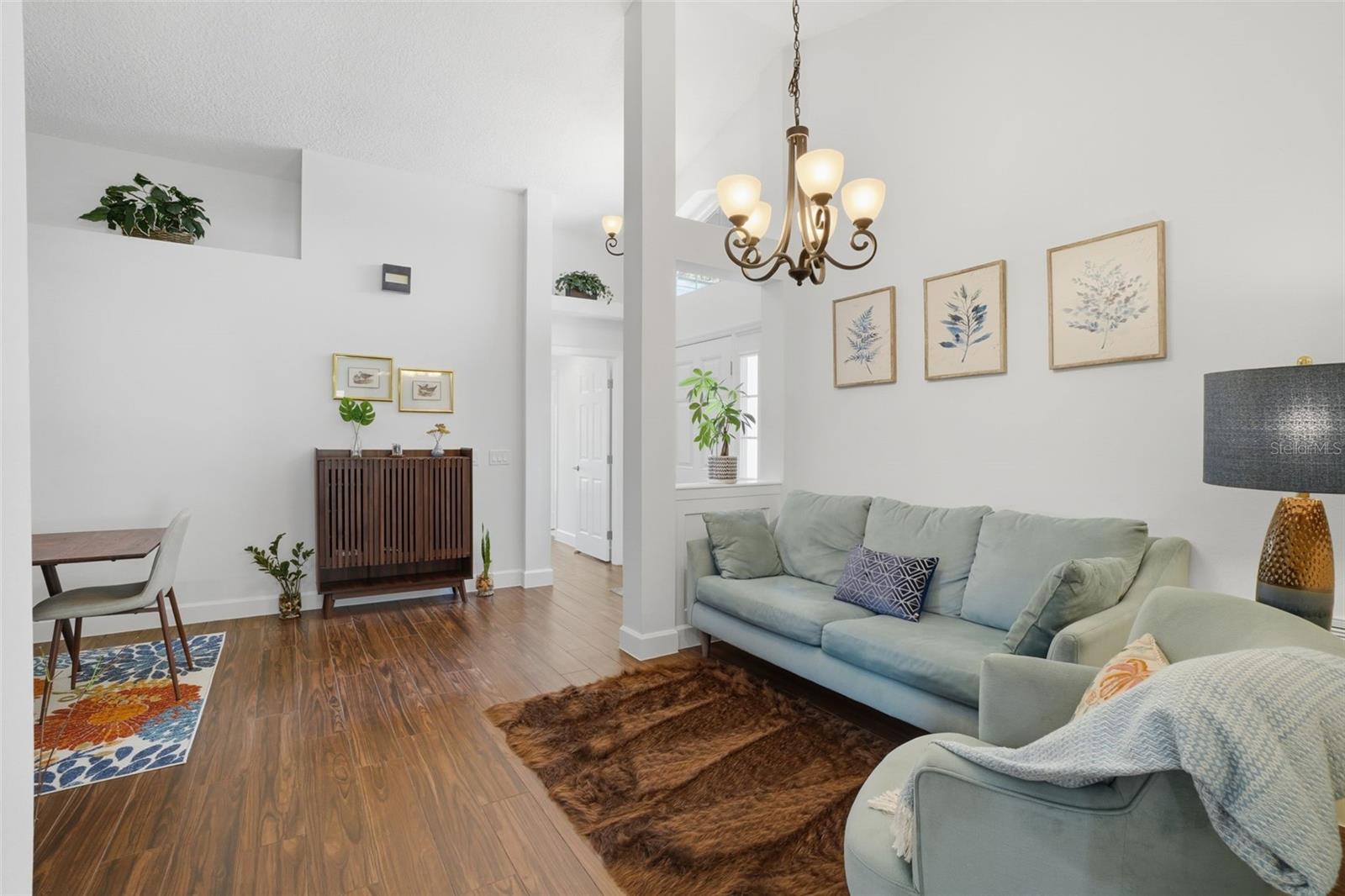 Image 9 of 30 For 101 Splitlog Place