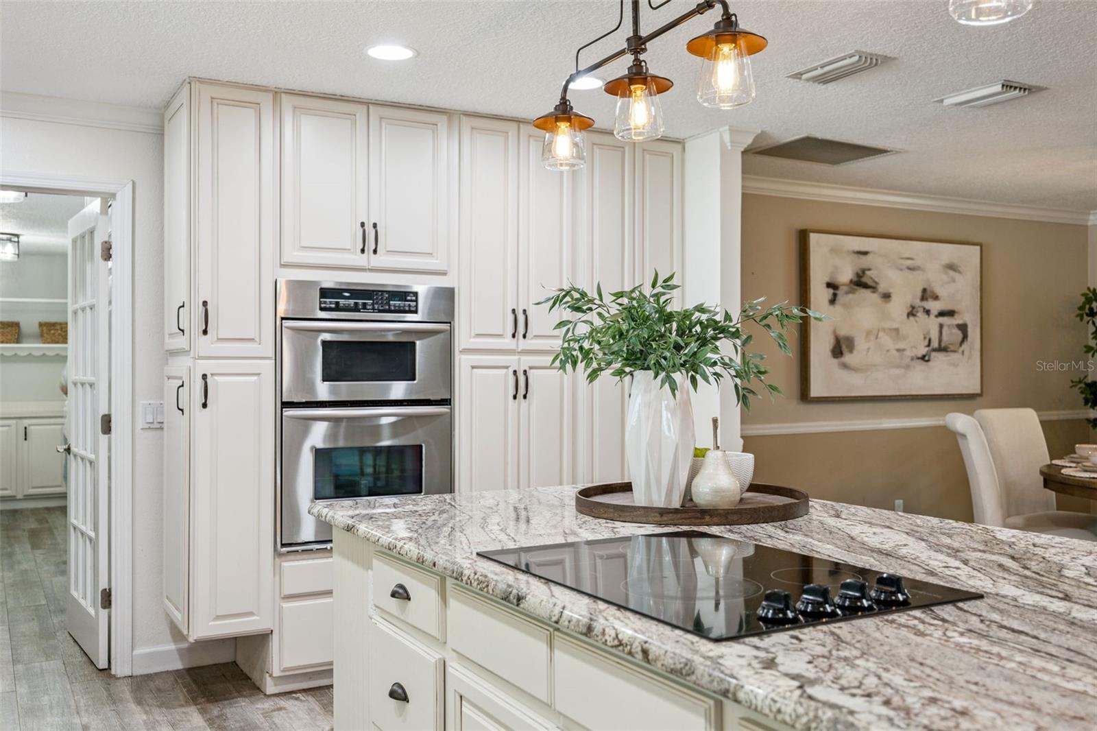 Image 15 of 57 For 203 Palmetto Concourse