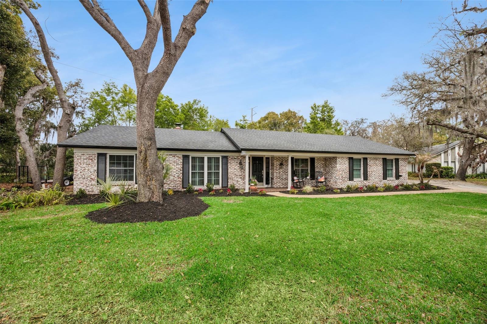 Image 2 of 57 For 203 Palmetto Concourse