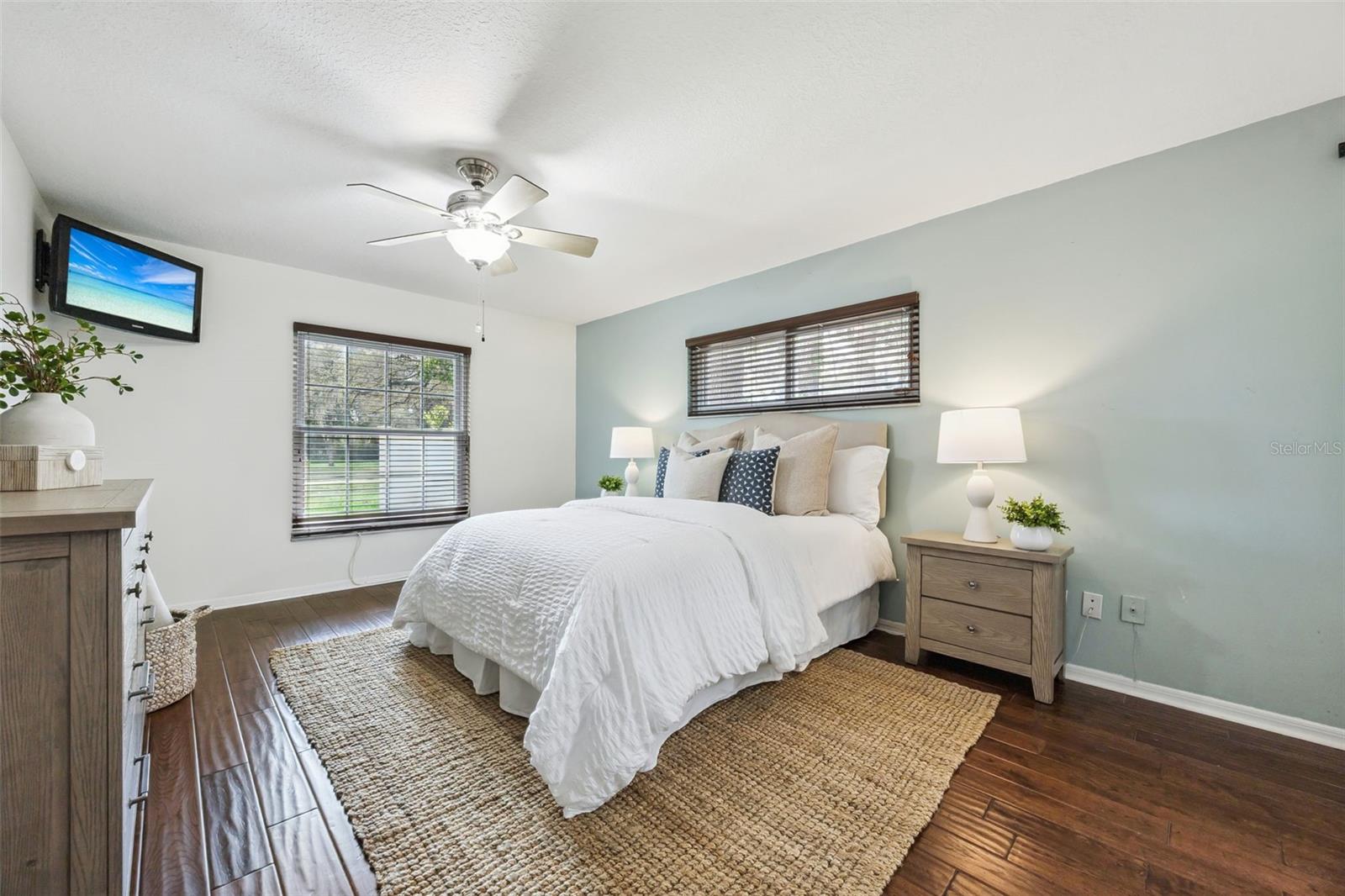 Image 21 of 57 For 203 Palmetto Concourse