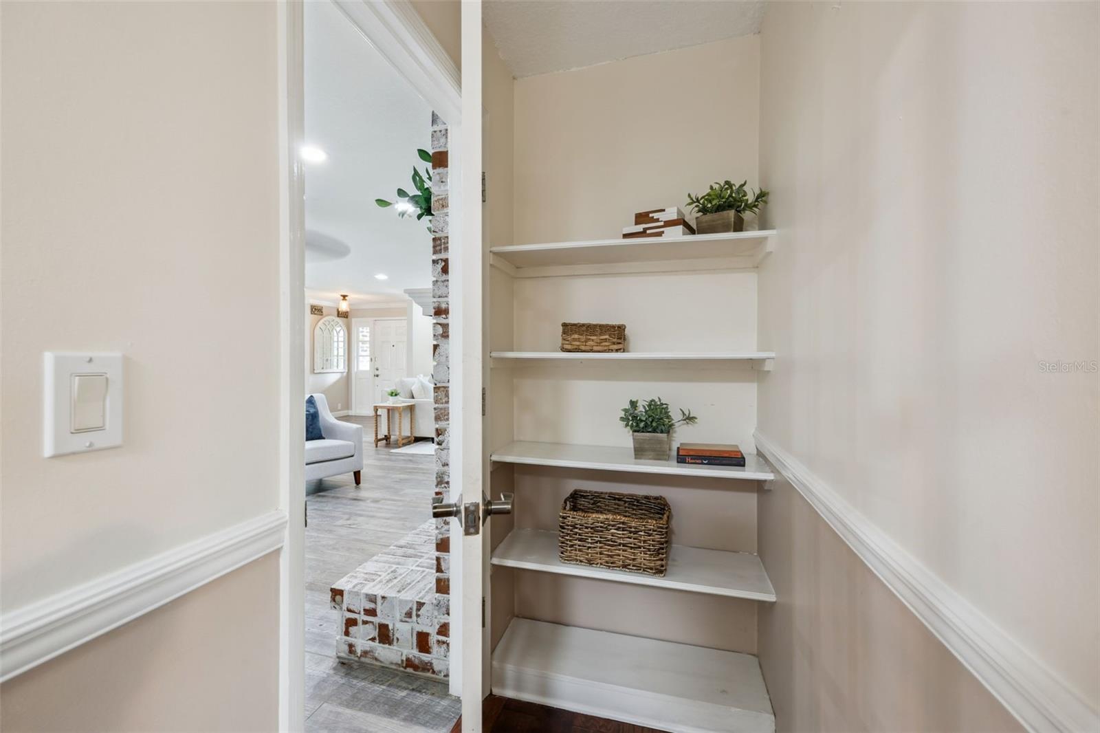 Image 27 of 57 For 203 Palmetto Concourse