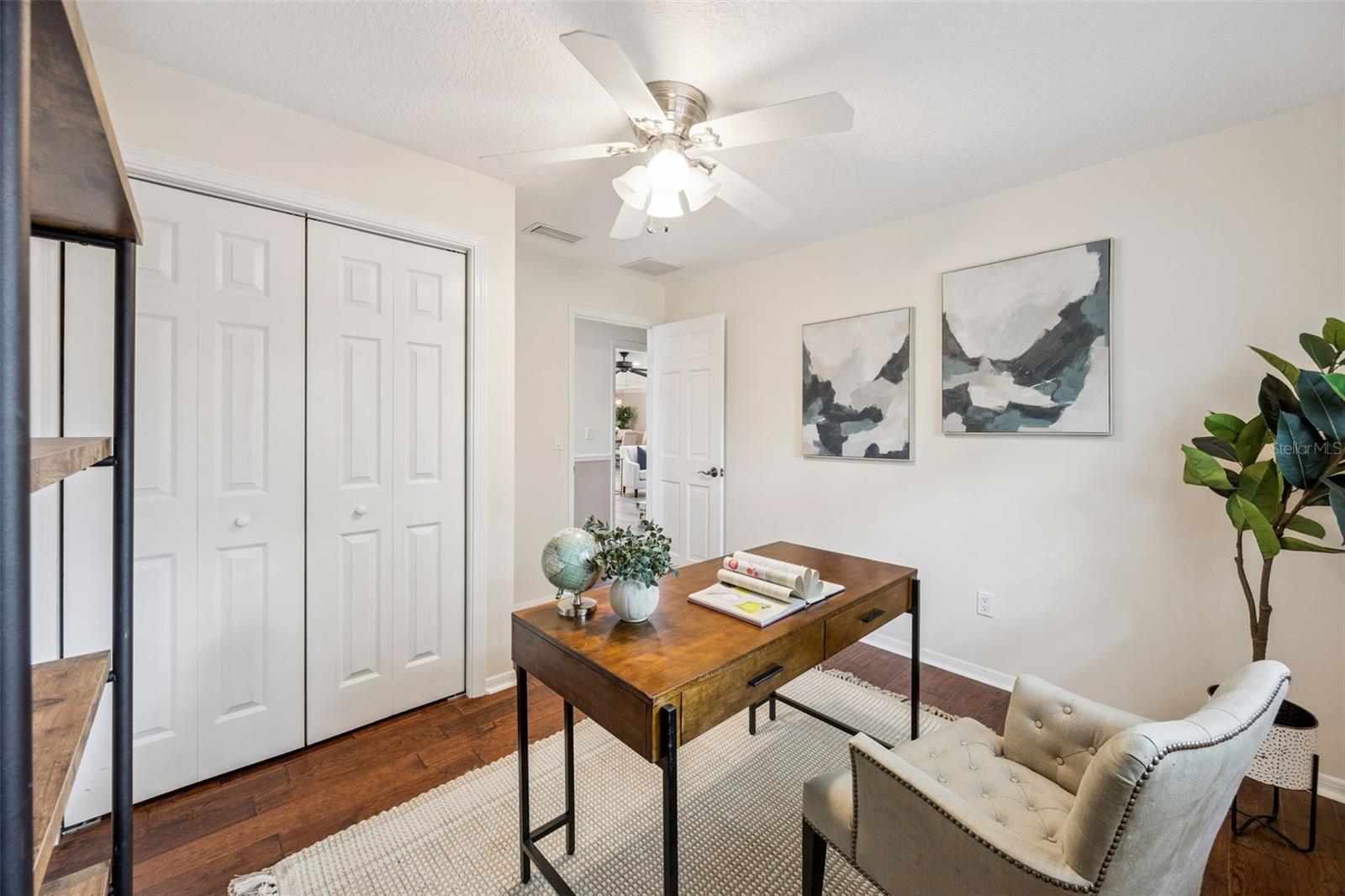 Image 33 of 57 For 203 Palmetto Concourse