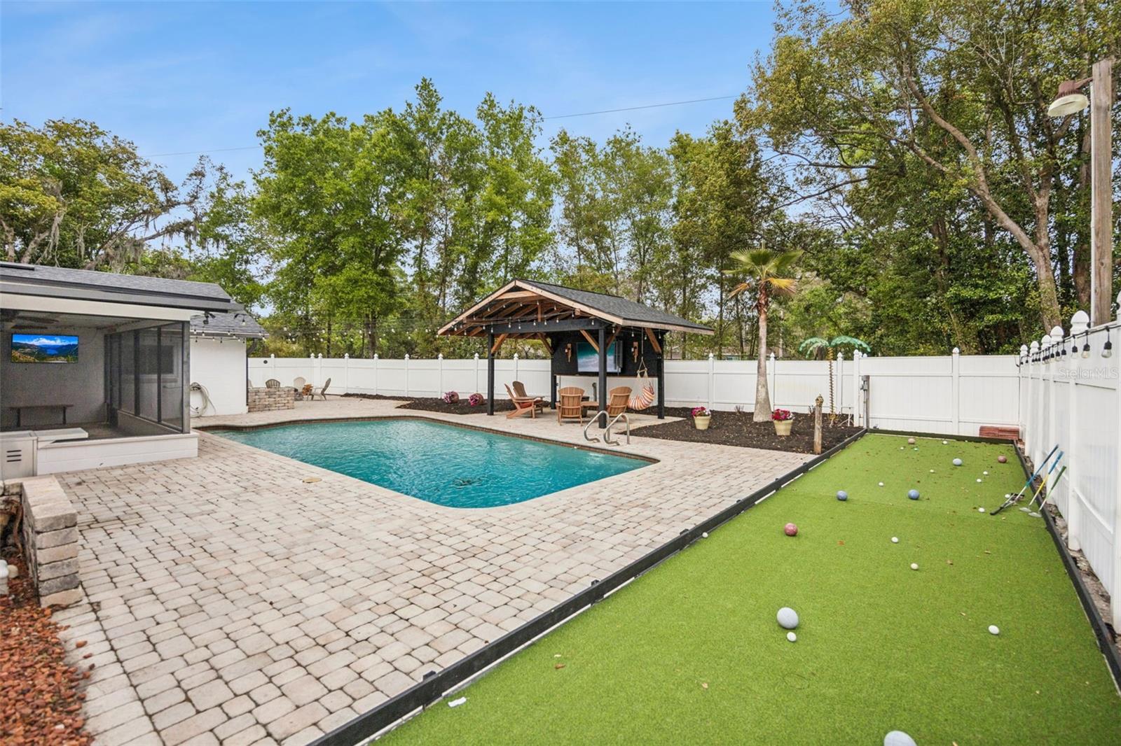 Image 39 of 57 For 203 Palmetto Concourse