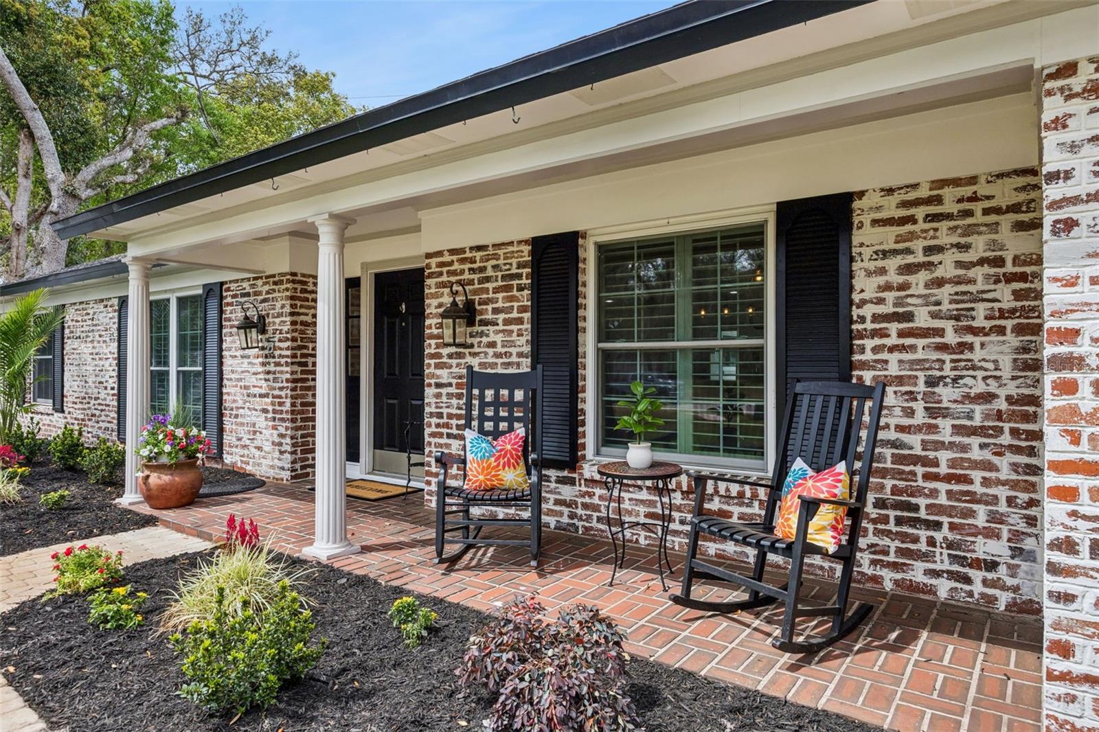 Image 4 of 57 For 203 Palmetto Concourse