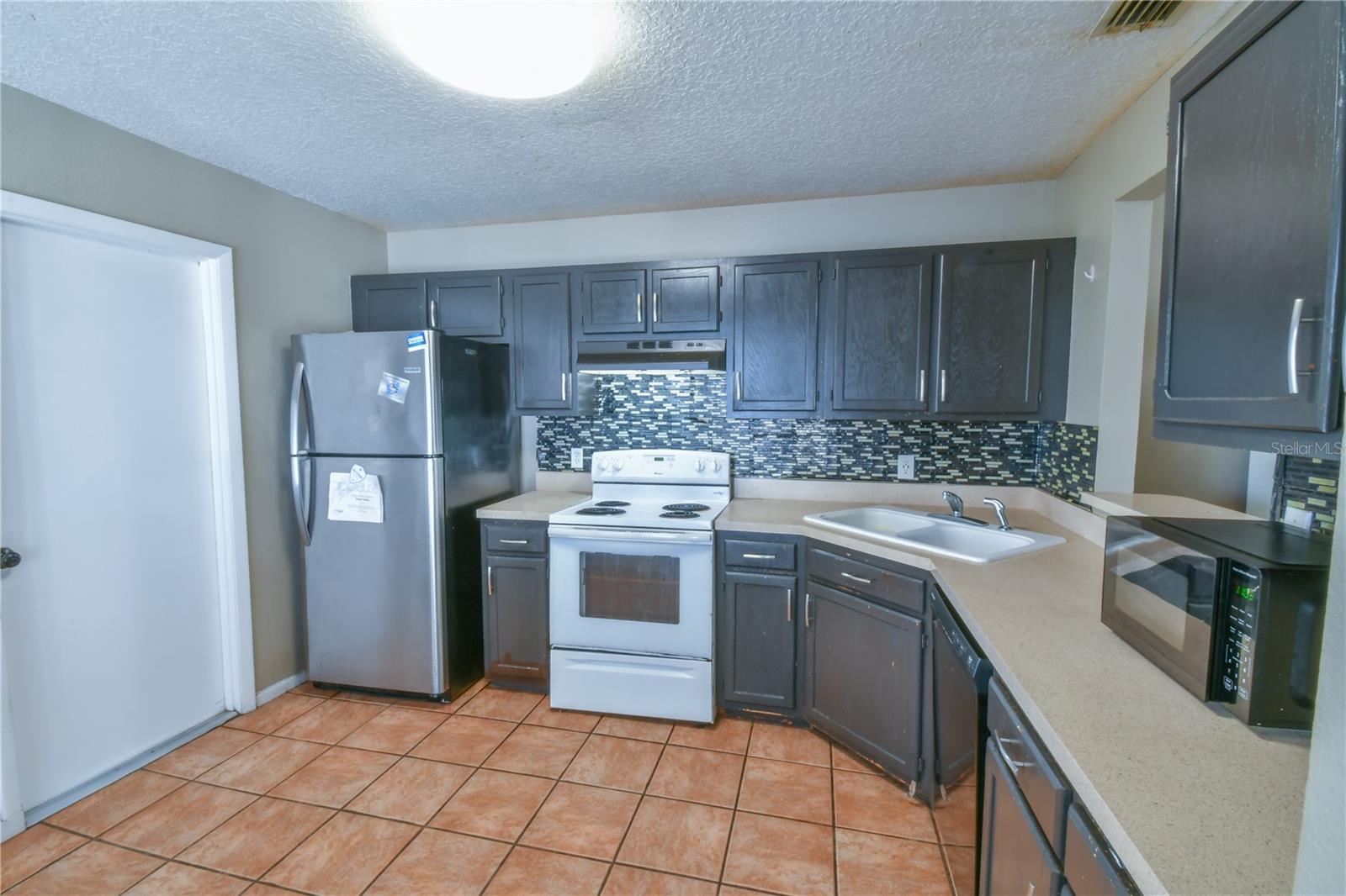 Image 6 of 18 For 7416 Little Pond Court