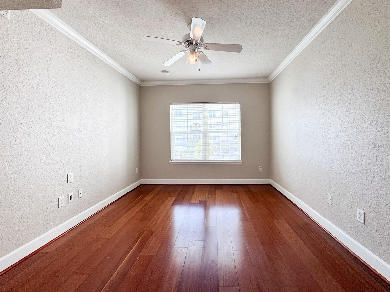 Image 14 of 28 For 202 South Street 4039