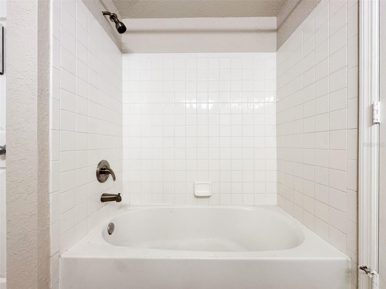 Image 20 of 28 For 202 South Street 4039