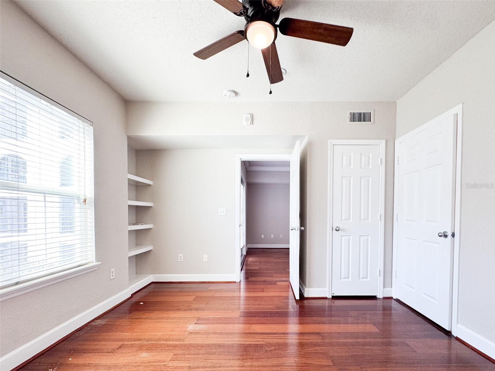 Image 23 of 28 For 202 South Street 4039