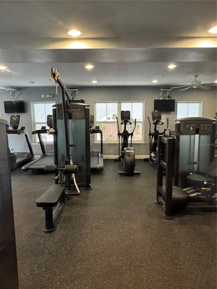 Image 27 of 28 For 202 South Street 4039