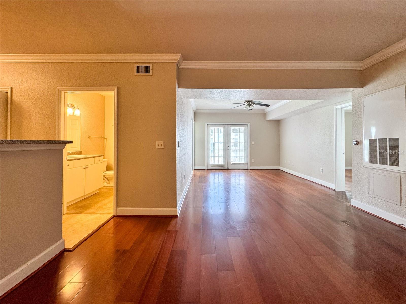 Image 3 of 28 For 202 South Street 4039