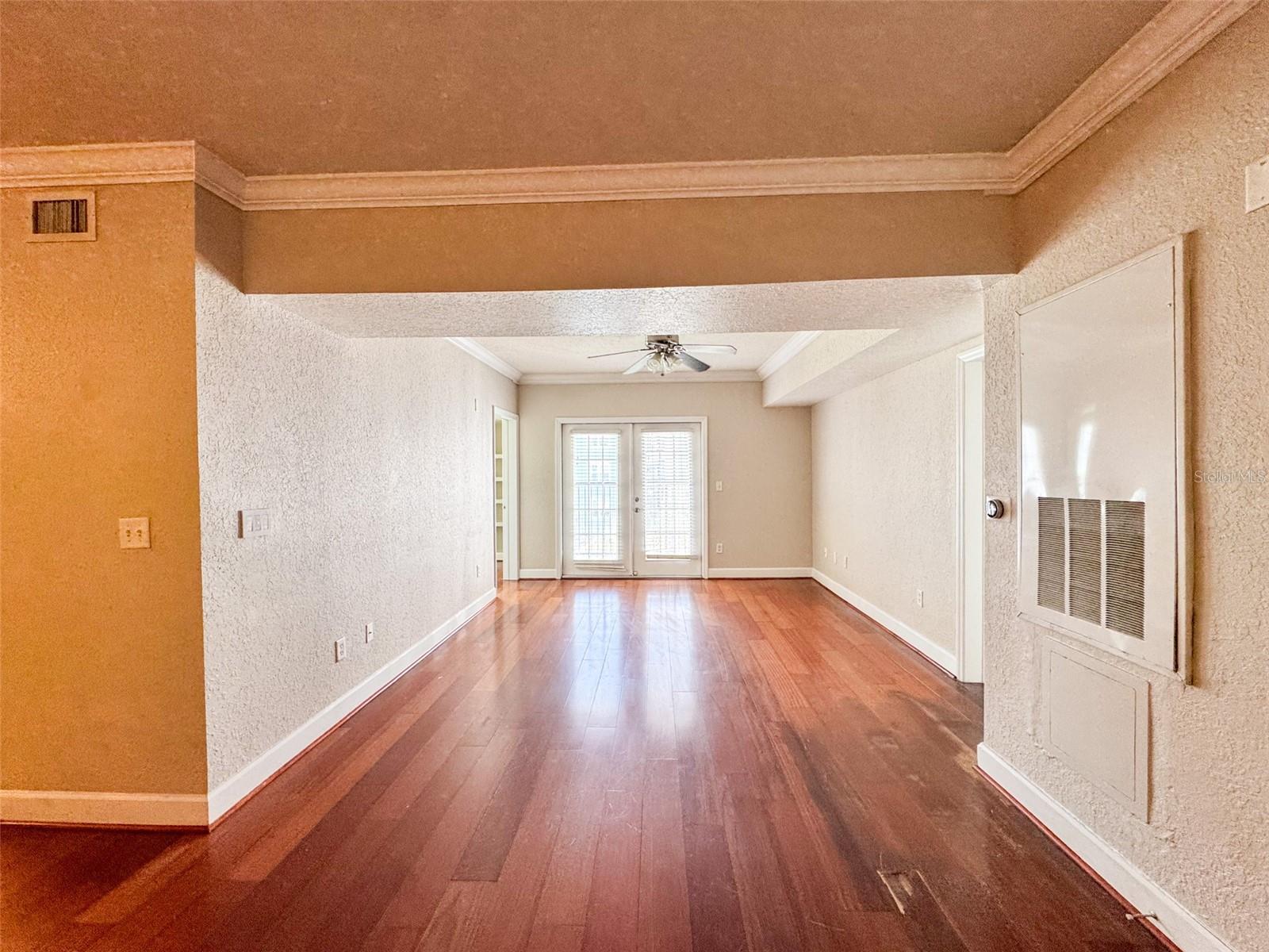 Image 7 of 28 For 202 South Street 4039