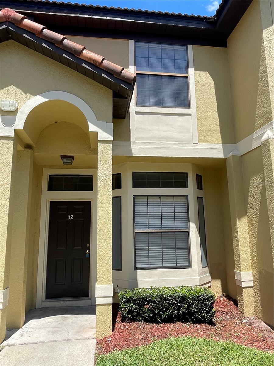 Image 3 of 27 For 6007 Scotchwood Glen 32