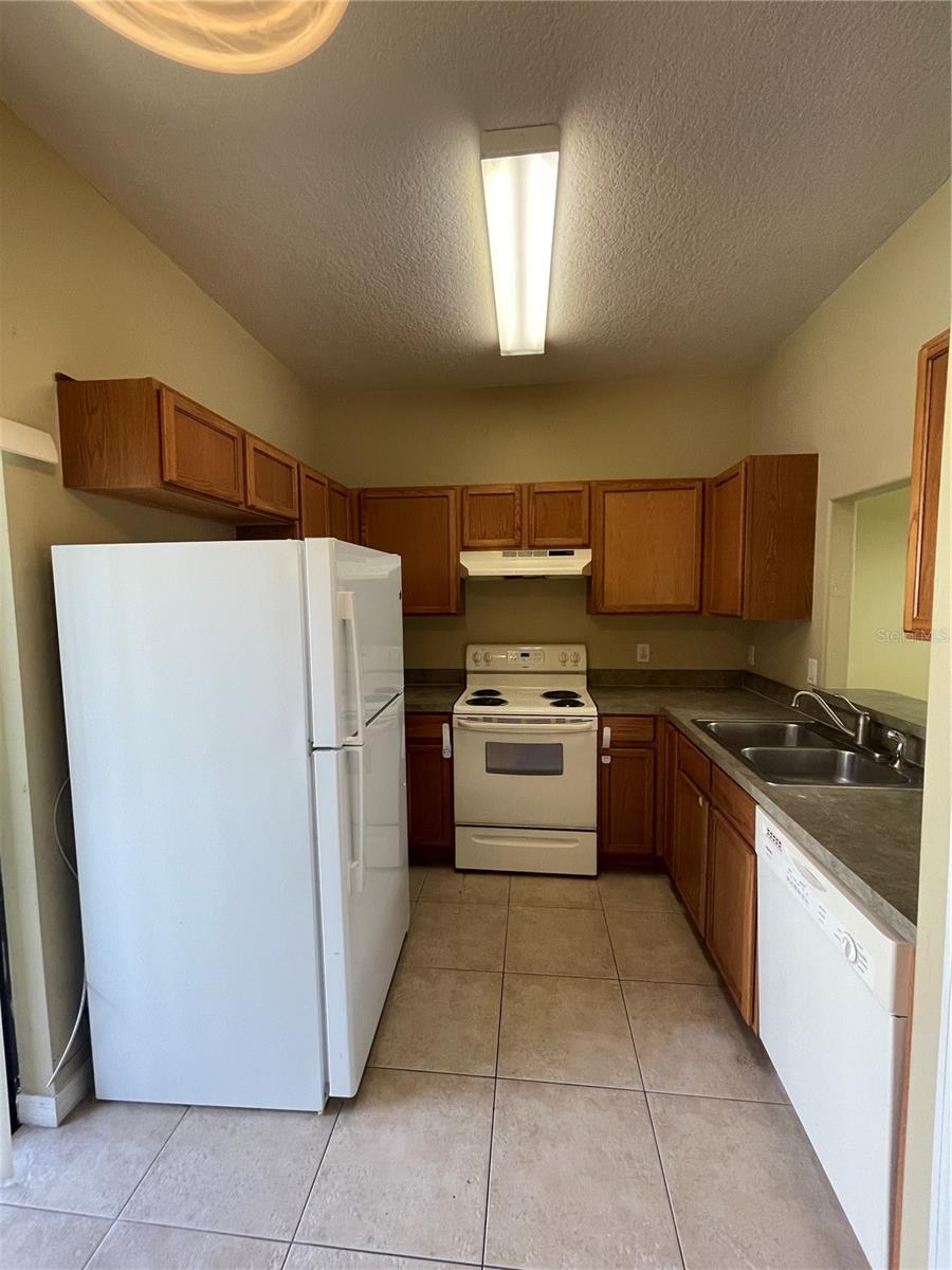 Image 8 of 27 For 6007 Scotchwood Glen 32