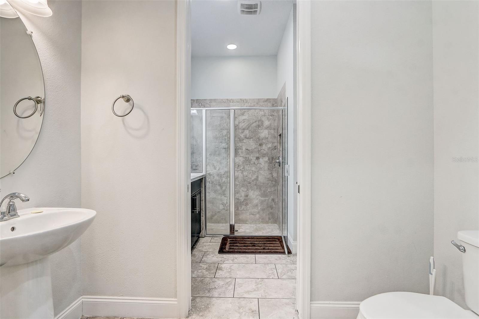 Image 15 of 27 For 518 Captiva Drive