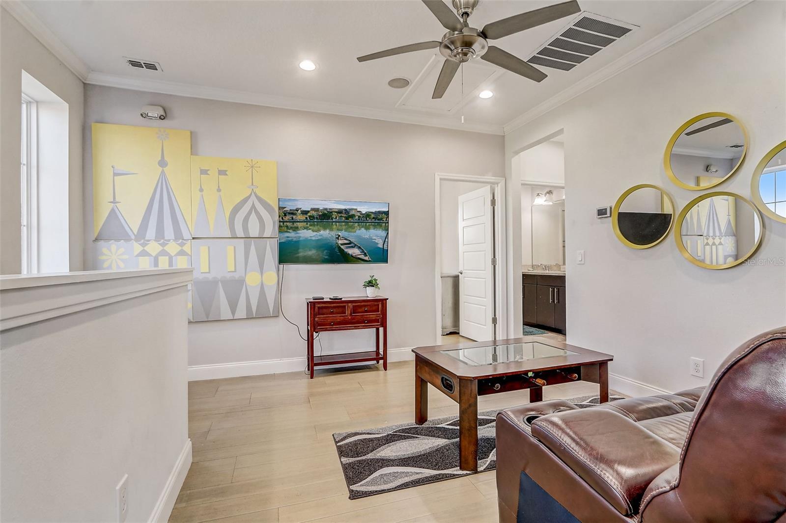 Image 17 of 27 For 518 Captiva Drive