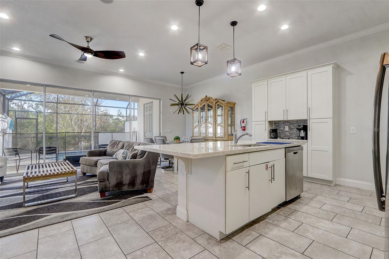 Image 6 of 27 For 518 Captiva Drive