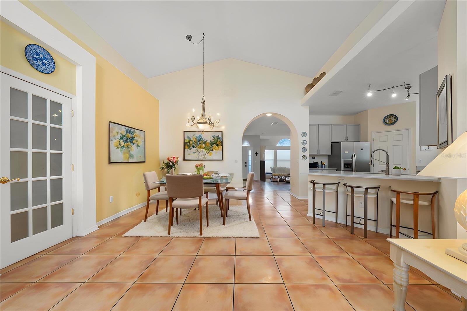 Image 18 of 42 For 9915 Kona Isle Court