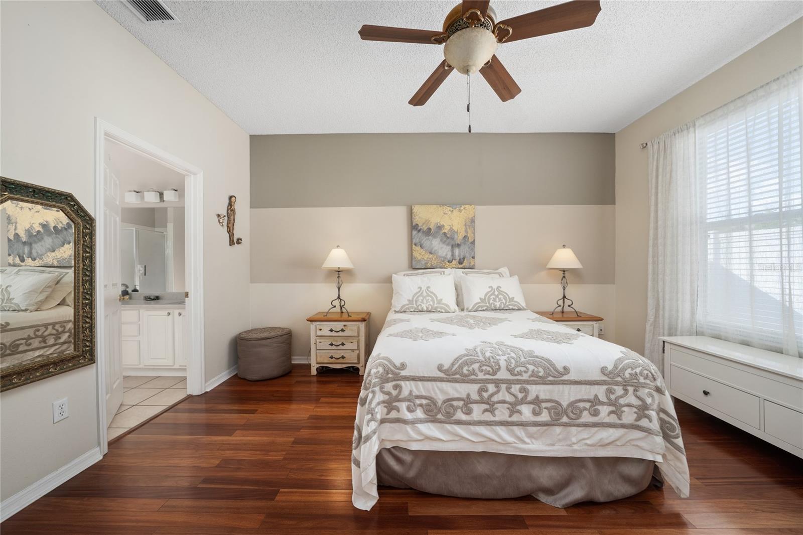 Image 23 of 42 For 9915 Kona Isle Court