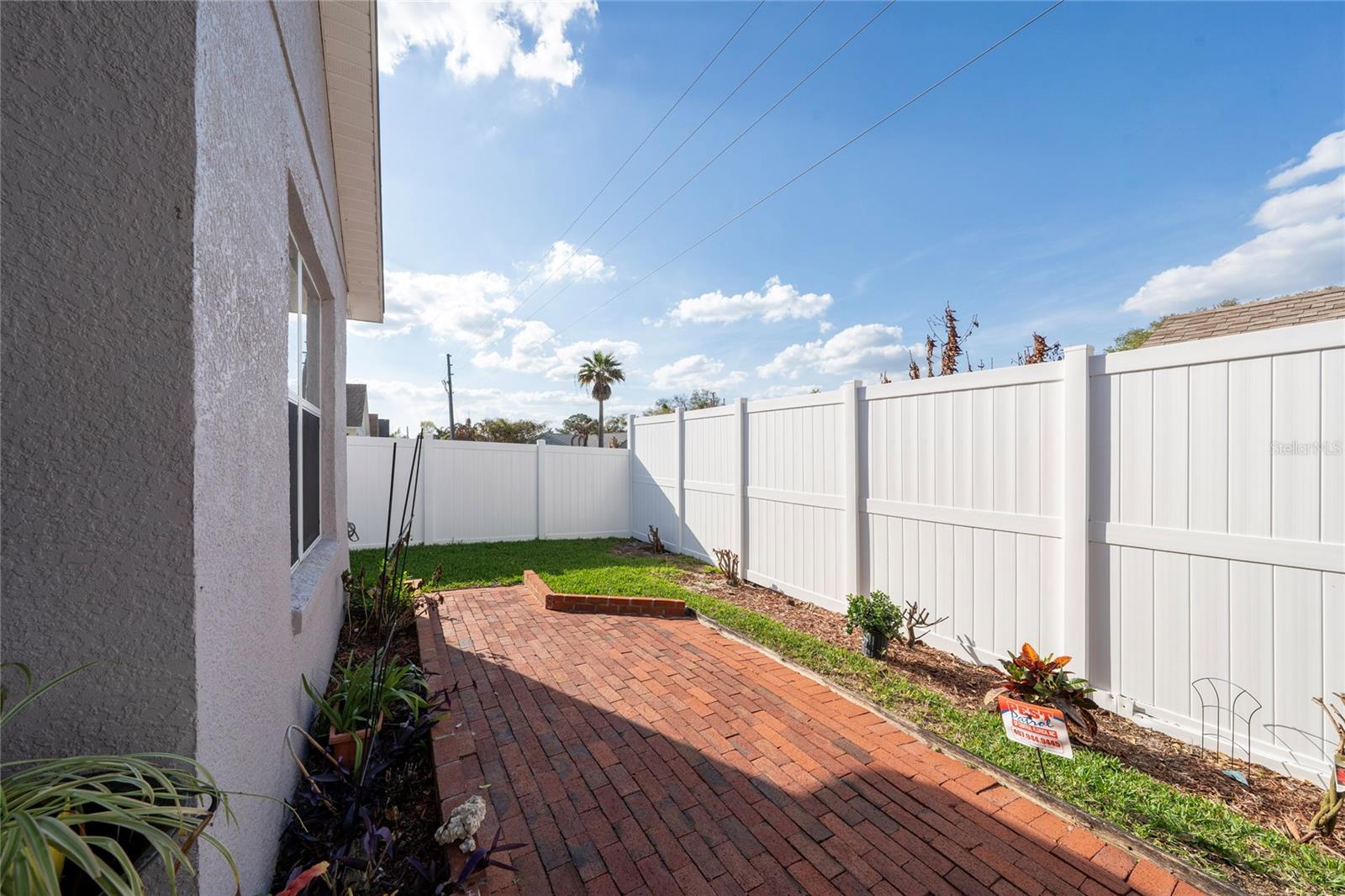 Image 34 of 42 For 9915 Kona Isle Court