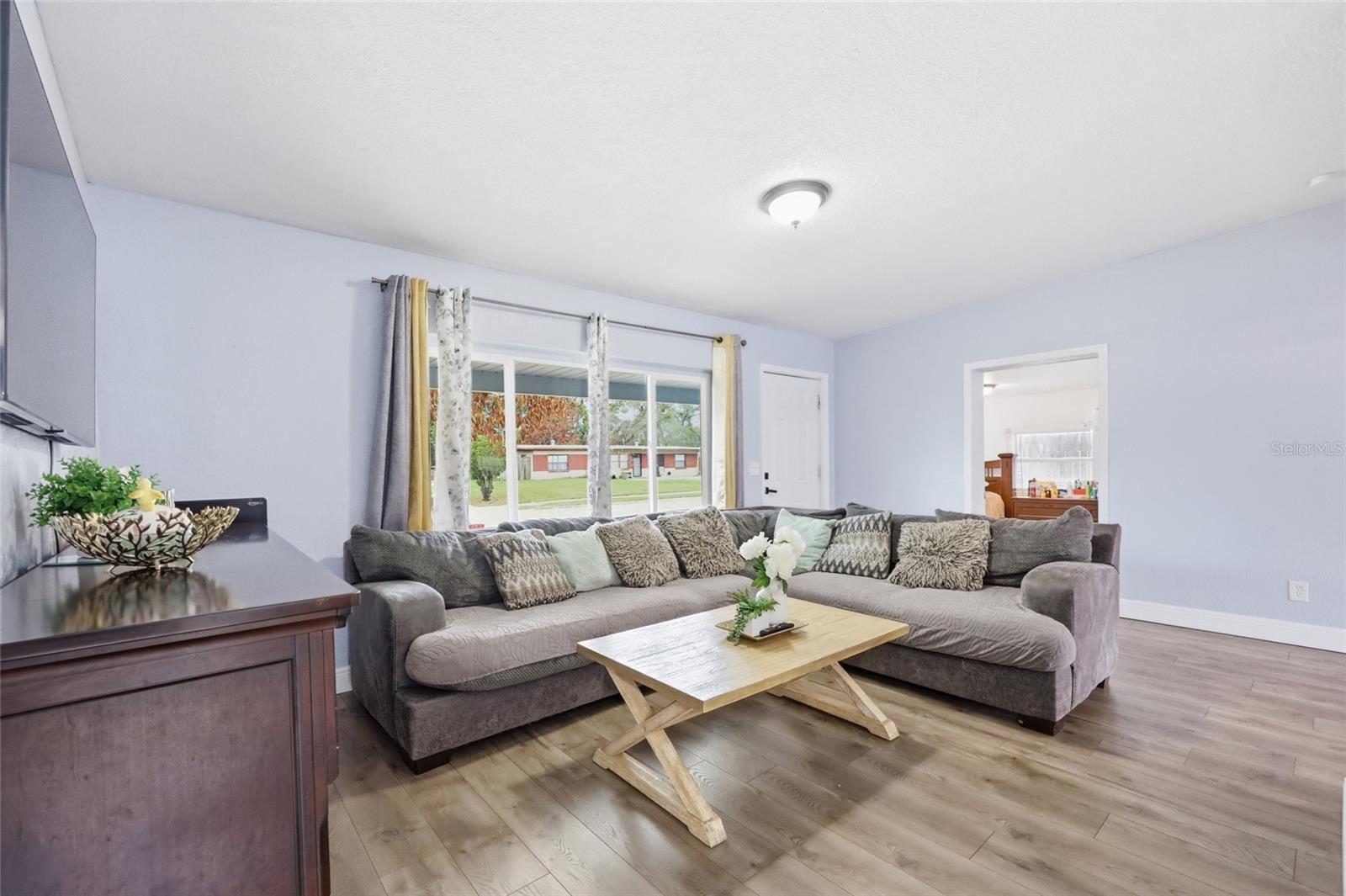 Image 11 of 31 For 1701 24th Street