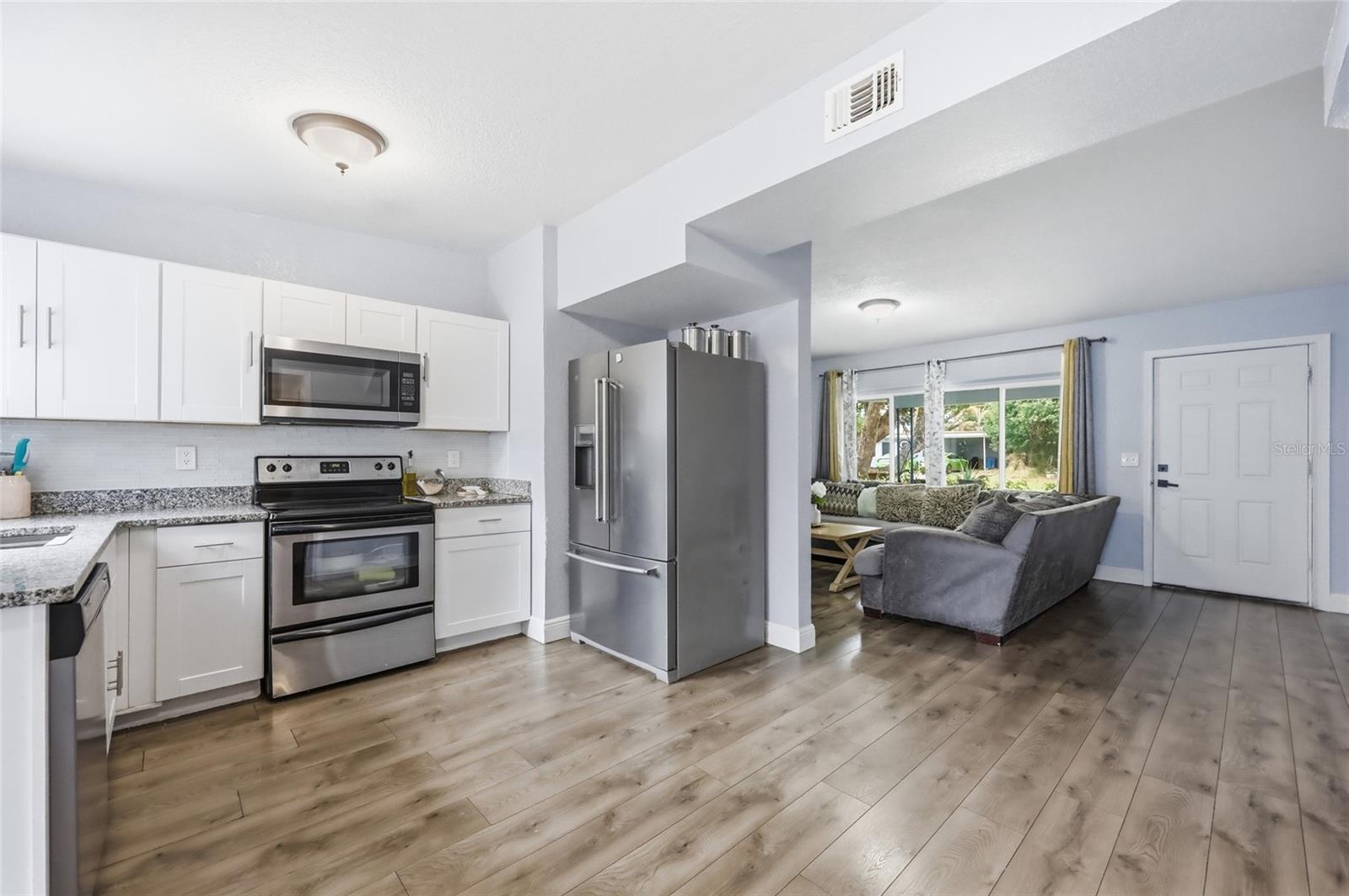 Image 15 of 31 For 1701 24th Street