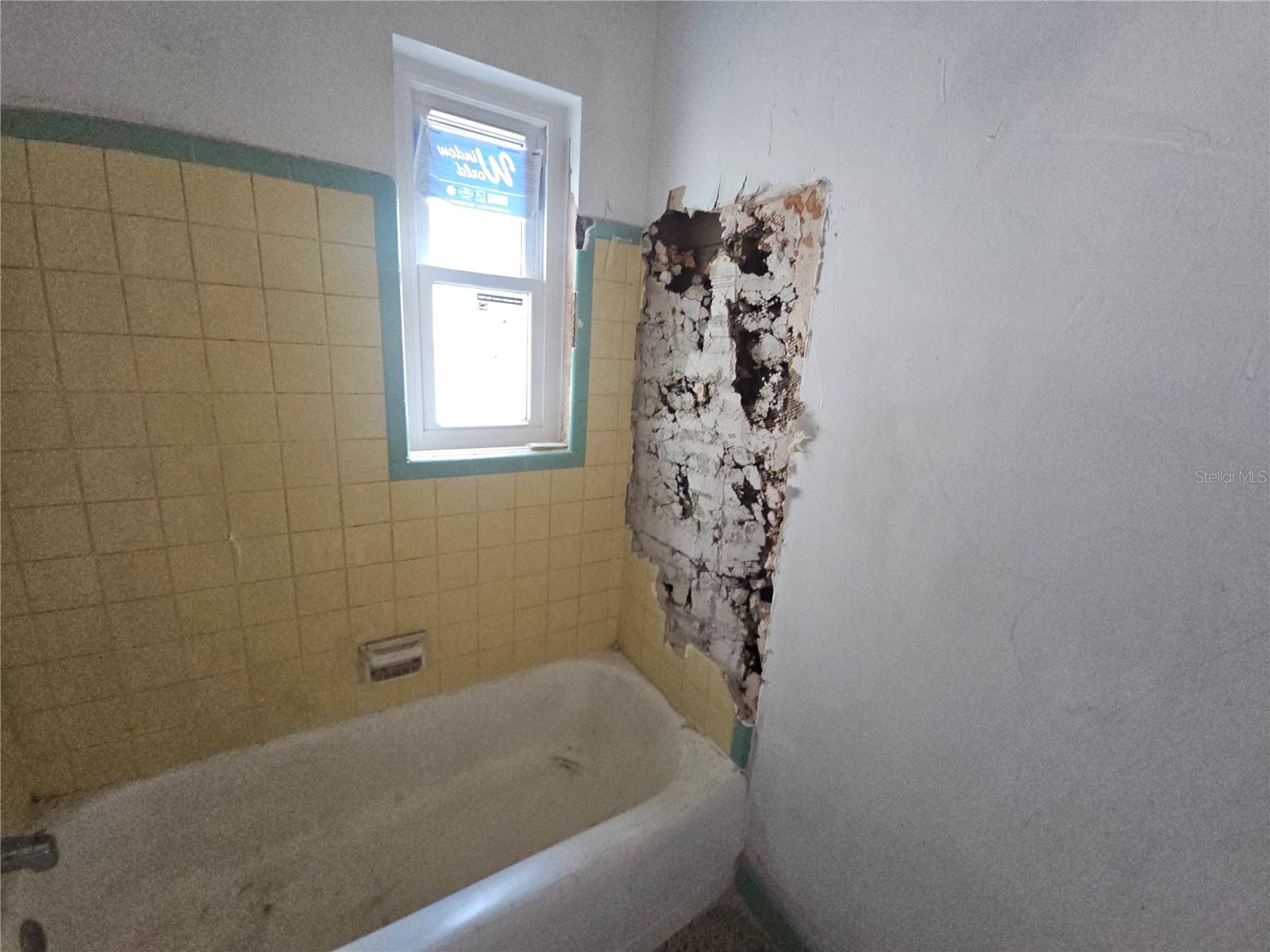 Image 10 of 15 For 1802 & 1804 Virginia Drive