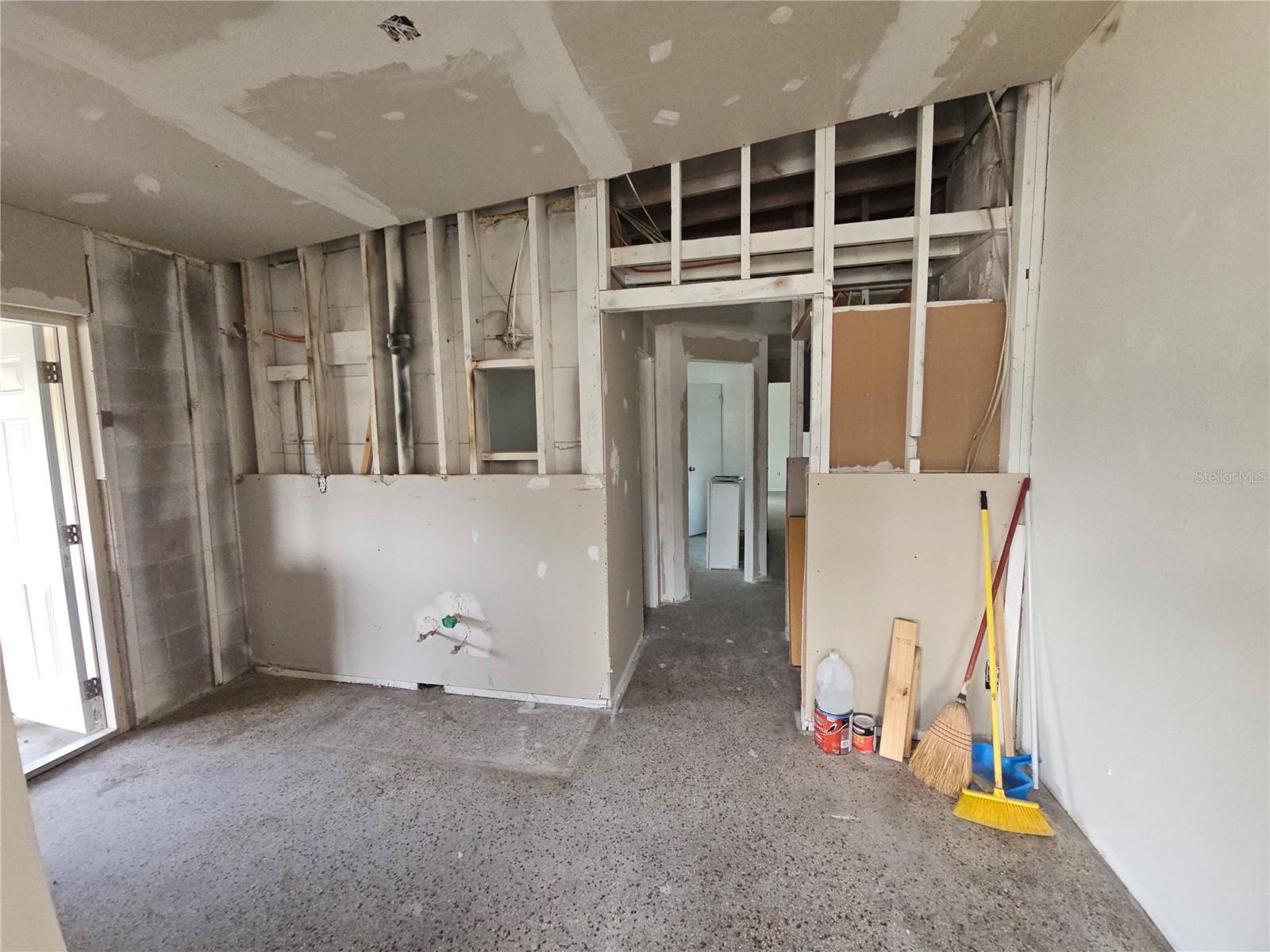 Image 5 of 15 For 1802 & 1804 Virginia Drive